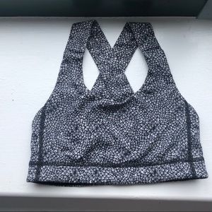 Lululemon sports bra